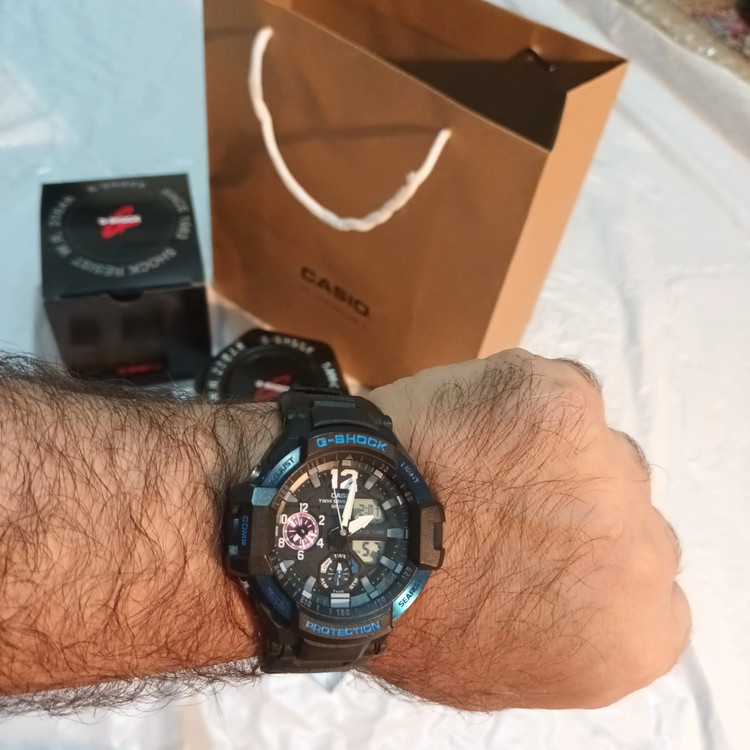 ساعت کاسیو جیشاک خلبانی Gravity master مدل "GA 1100" آبی
